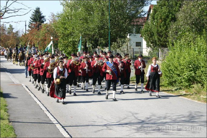 2006_09_24 Umzug beim Erdäpfelpuffer (1)